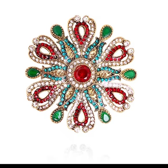 Vintage Baroque Queen Crystal Elegant Brooch - Picture 9 of 13